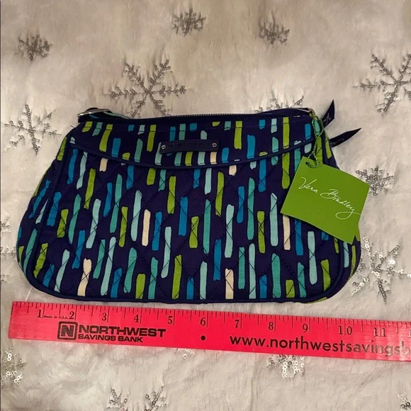 NWT Vera Bradley crossbody Katalina Showers, adjustable crossbody strap. - Picture 8 of 12
